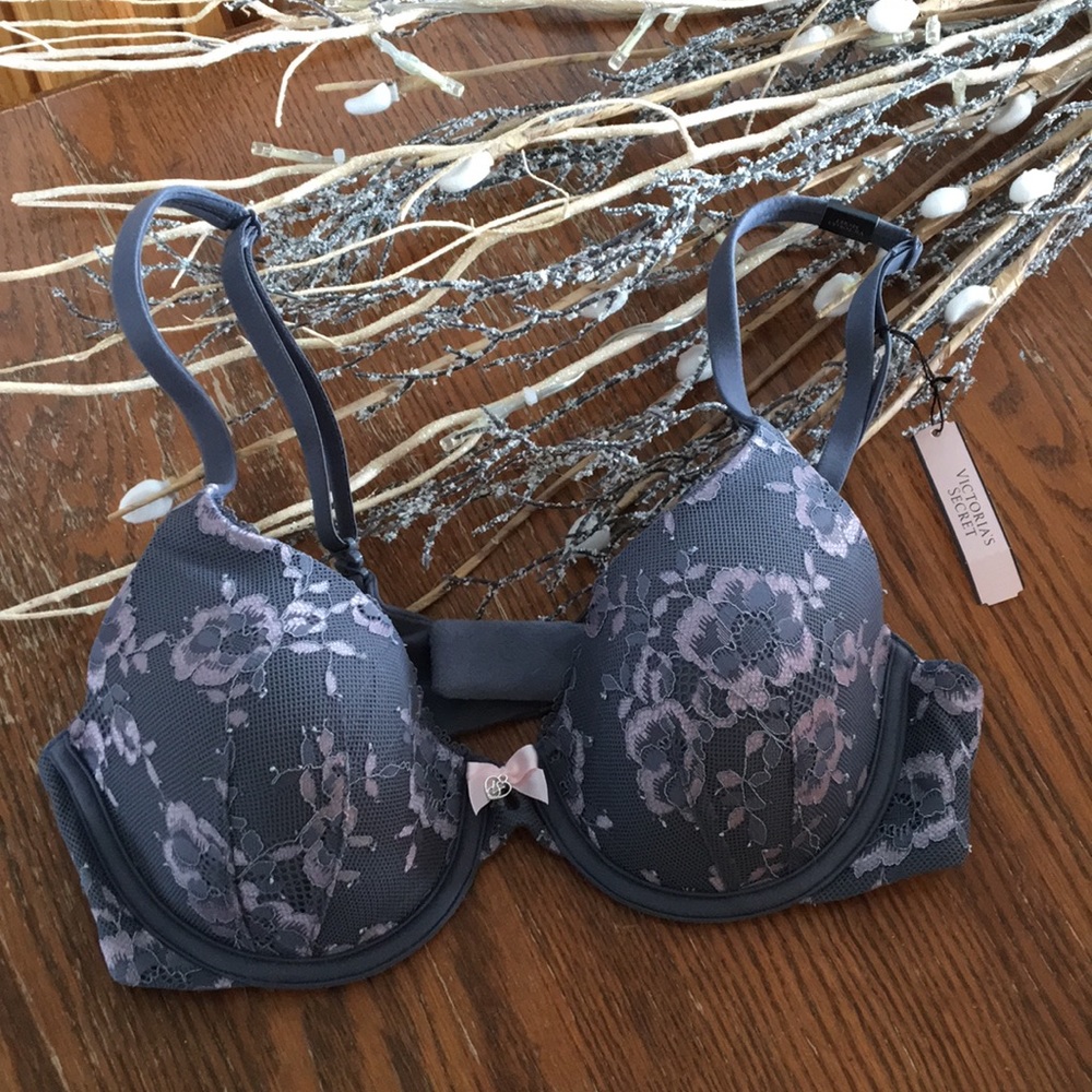 Victorias secret bra 34B